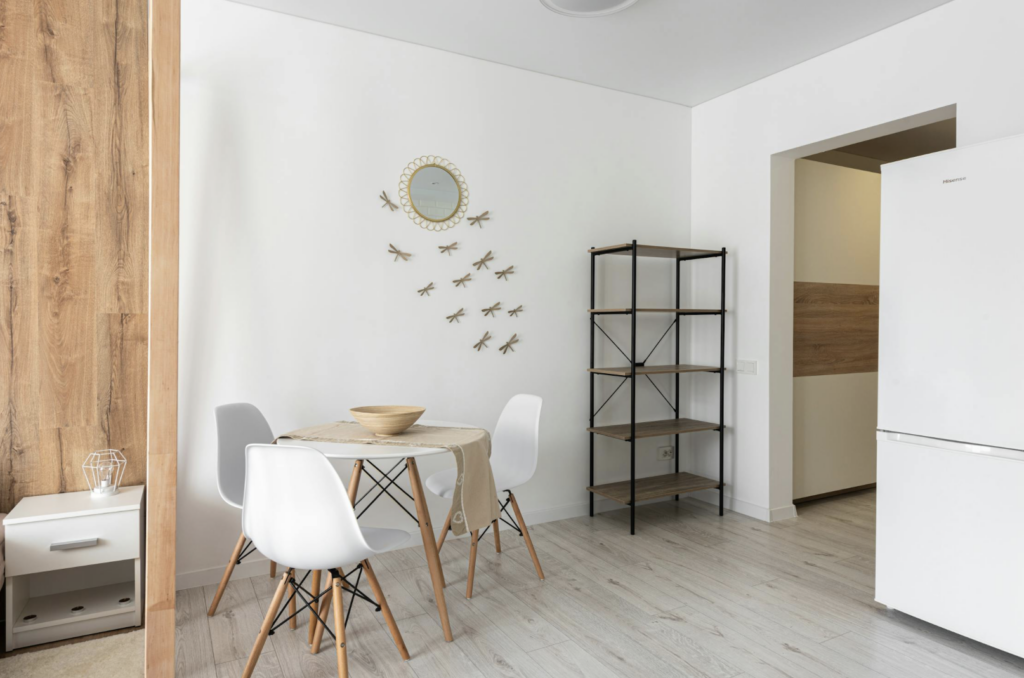 Associer parquet et murs colorés : nos idées déco et harmonies gagnantes